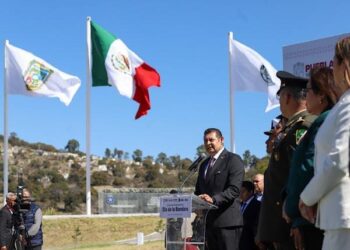 La bandera nacional enarbola la justicia y libertad: Alejandro Armenta