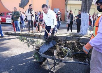 La grandeza de Puebla está en la labor que hacemos todas y todos: Alejandro Armenta