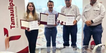 Firman convenio para fomentar actividades productivas en el sector rural en el Día de la Tierra