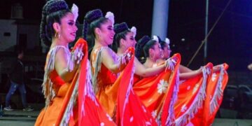 Cautiva Tamaulipas en la Feria Nayarit 2025