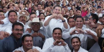 Entrega Armenta más de 30 millones de pesos para 90 obras comunitarias en Ajalpan