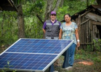 DIF Tamaulipas e IUSA instalan sistemas fotovoltaicos en comunidades rurales de Tamaulipas