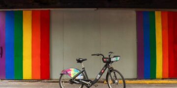 ECOBICI se une al Día del Orgullo con mil bicicletas y estación decorada en Zona Rosa