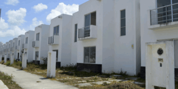 Gobierno aclara que invasores no podrán comprar viviendas si hay denuncia previa