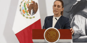 Sheinbaum informa sobre huracán Erick, relaciones internacionales y temas de vivienda