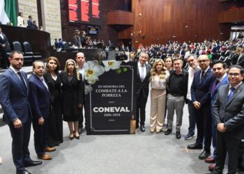 Aprueban que el Inegi evalúe programas sociales; eliminan facultades del Coneval
