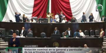 Avalan ley que permite acceso a datos sin orden judicial; oposición acusa intento de espionaje