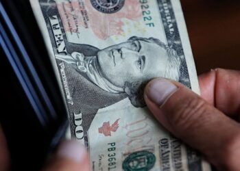 México reembolsará impuesto de 1% a remesas en efectivo desde EE.UU.