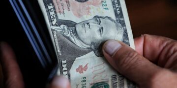 México reembolsará impuesto de 1% a remesas en efectivo desde EE.UU.