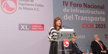 Invertirán 126 mil mdp en modernizar 62 aeropuertos del país, anuncia SICT