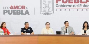Gobernador Armenta llama a poblanos a no permitir extorsión ni corrupción