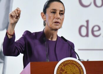 Sheinbaum defiende libertades y atrae inversiones en su mañanera del 3 de julio