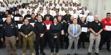 Certifica Puebla a 16 instructores caninos para reforzar la Seguridad Pública