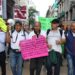 Comerciantes bloquean vialidades en CDMX en protesta contra programas oficiales
