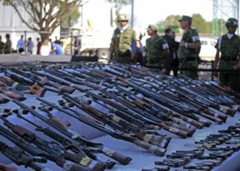 Identifican rutas de tráfico de armas de EE.UU. a México; destacan Texas, Arizona y California
