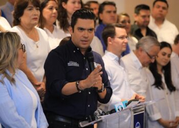 Romero reta a Sheinbaum por geolocalización sin orden judicial y ofrece su renuncia