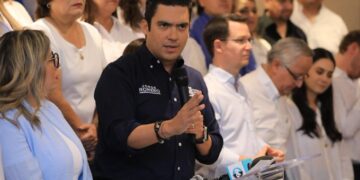 Romero reta a Sheinbaum por geolocalización sin orden judicial y ofrece su renuncia