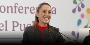 Sheinbaum condena a Salinas Pliego y presenta avances en programas sociales