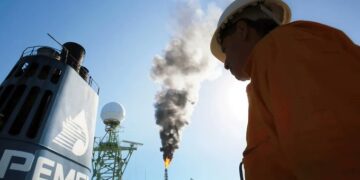 Empresas de energía en EE.UU. exigen pago de 1,854 mdd que Pemex les adeuda