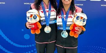 México suma cuarta medalla de plata en clavados con Agúndez y Estudillo en Singapur