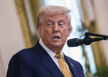 Descartan complicaciones en salud de Trump tras diagnóstico por insuficiencia venosa