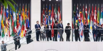 FMI mejora previsión para México en 2025, pero advierte entorno frágil