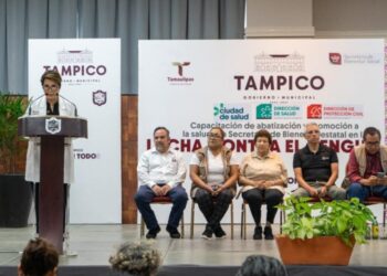 Capacita Salud a personal de Bienestar Social para fortalecer combate al dengue