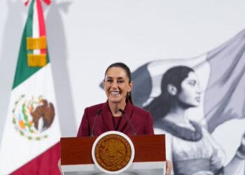 Sheinbaum aborda aranceles, vivienda, crimen organizado y patrimonio cultural en la mañanera del 14 de julio