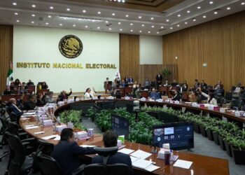 INE advierte sobre riesgo de elegir consejeros por voto popular