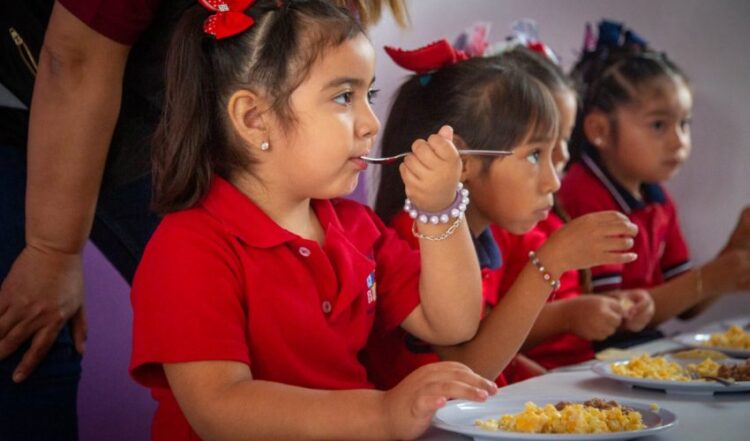 Garantiza DIF Tamaulipas desayunos escolares para más de 105 mil alumnos en el nuevo ciclo