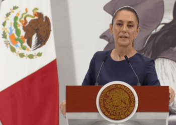 Sheinbaum descarta presencia militar de EE.UU. y presenta plan cultural y social