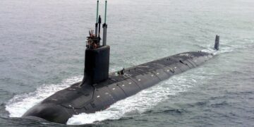 Trump despliega submarinos nucleares ante amenazas rusas de Medvédev
