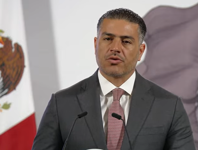 Gobierno de México asegura 3.5 millones de pastillas de fentanilo y casi 240 toneladas de droga
