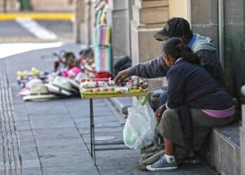 Inegi: 48.5 millones de mexicanos en pobreza laboral en el segundo trimestre de 2025