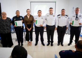Policía Auxiliar fortalece habilidades de manejo y seguridad vial