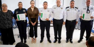 Policía Auxiliar fortalece habilidades de manejo y seguridad vial