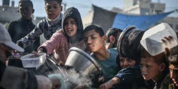 ONU declara hambruna en Gaza; Israel rechaza el informe y la acusa de parcialidad