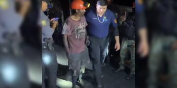 Rescatan a ocho mineros atrapados en Sabinas; todos están fuera de peligro