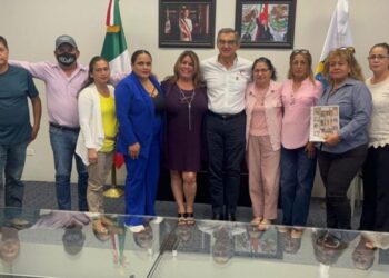 Atiende gobernador a Colectivos de Búsqueda; acuerdan trabajo conjunto