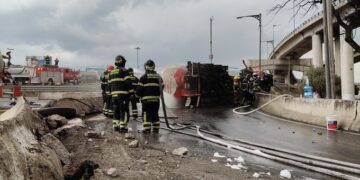 Sube a 14 la cifra de fallecidos por explosión de pipa en La Concordia; 39 siguen hospitalizados