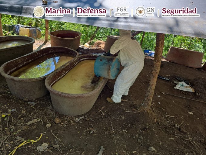 Semar desmantela narcolaboratorios en Durango y decomisa 21 toneladas de metanfetaminas