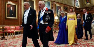 Protestas masivas en Londres contra Trump mientras Carlos III lo recibe en Windsor