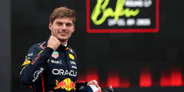 Verstappen gana el GP de Azerbaiyán y Sainz logra podio histórico con Williams