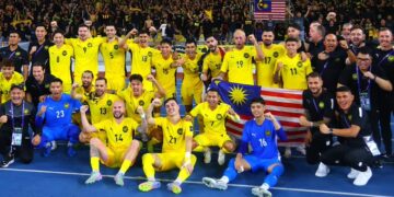 FIFA suspende un año a siete jugadores por falsificación de documentos