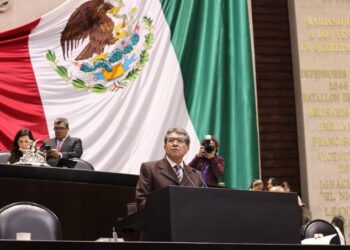 Diputados aprueban prohibir venta de bebidas energéticas a menores