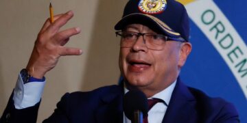 Gustavo Petro minimiza cancelación de visa en EE. UU. y afirma que viajará con ciudadanía europea