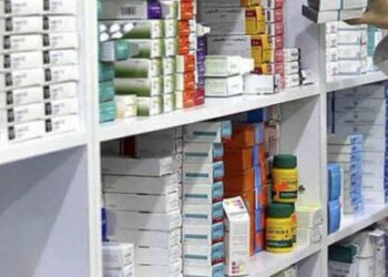 Trump endurece política comercial: arancel de 100% a medicinas importadas