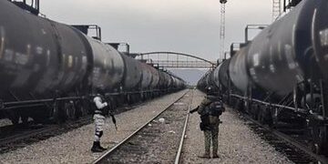 Militares y Guardia Nacional bajo investigación por huachicol en ferrotanques