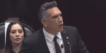 Alito Moreno acusa a Morena de “narcodictadura” y desata confrontación en el Congreso