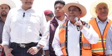 Más de 4 mil calles pavimentadas en Puebla capital, al cierre de 2025: Armenta